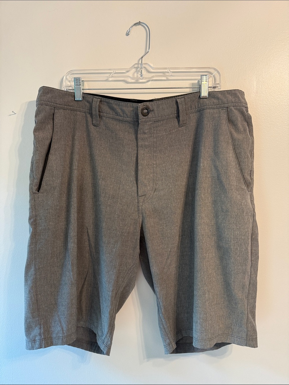Men's Casual Gray Shorts - Volcom